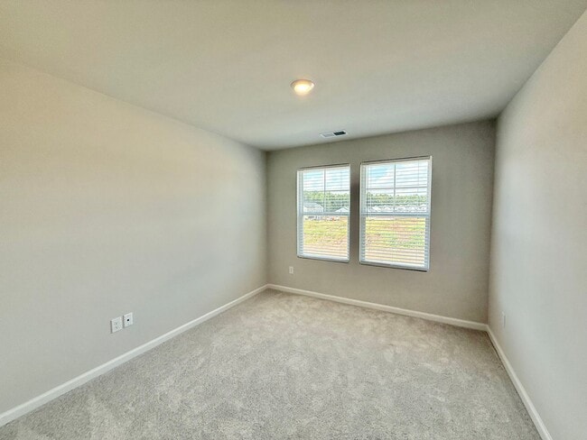 Building Photo - New Construction 3BD, 2.5BA Durham Townhom...