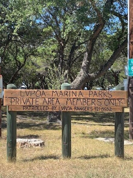 Building Photo - 21442 Coyote Trl