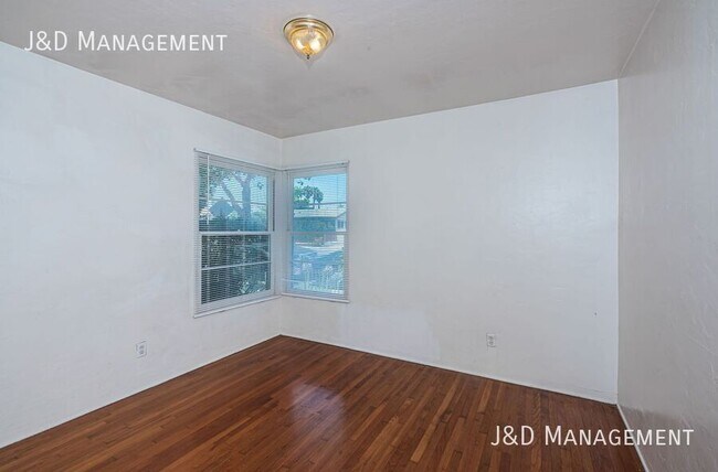 Building Photo - 4380 Louisiana St
