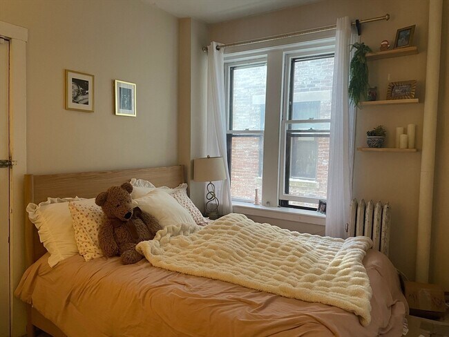 Building Photo - 1157 Commonwealth Ave