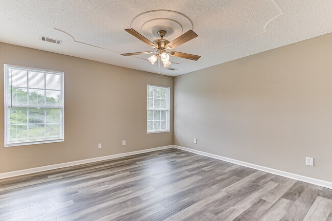 Building Photo - 4416 Hatteras Dr