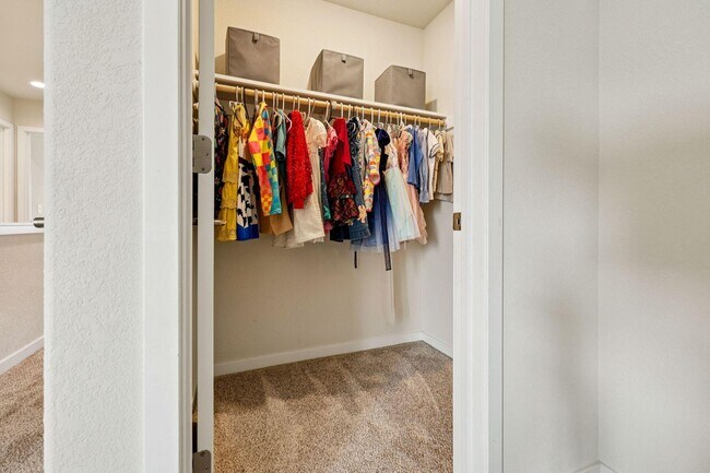 Building Photo - 2945 N 186th St