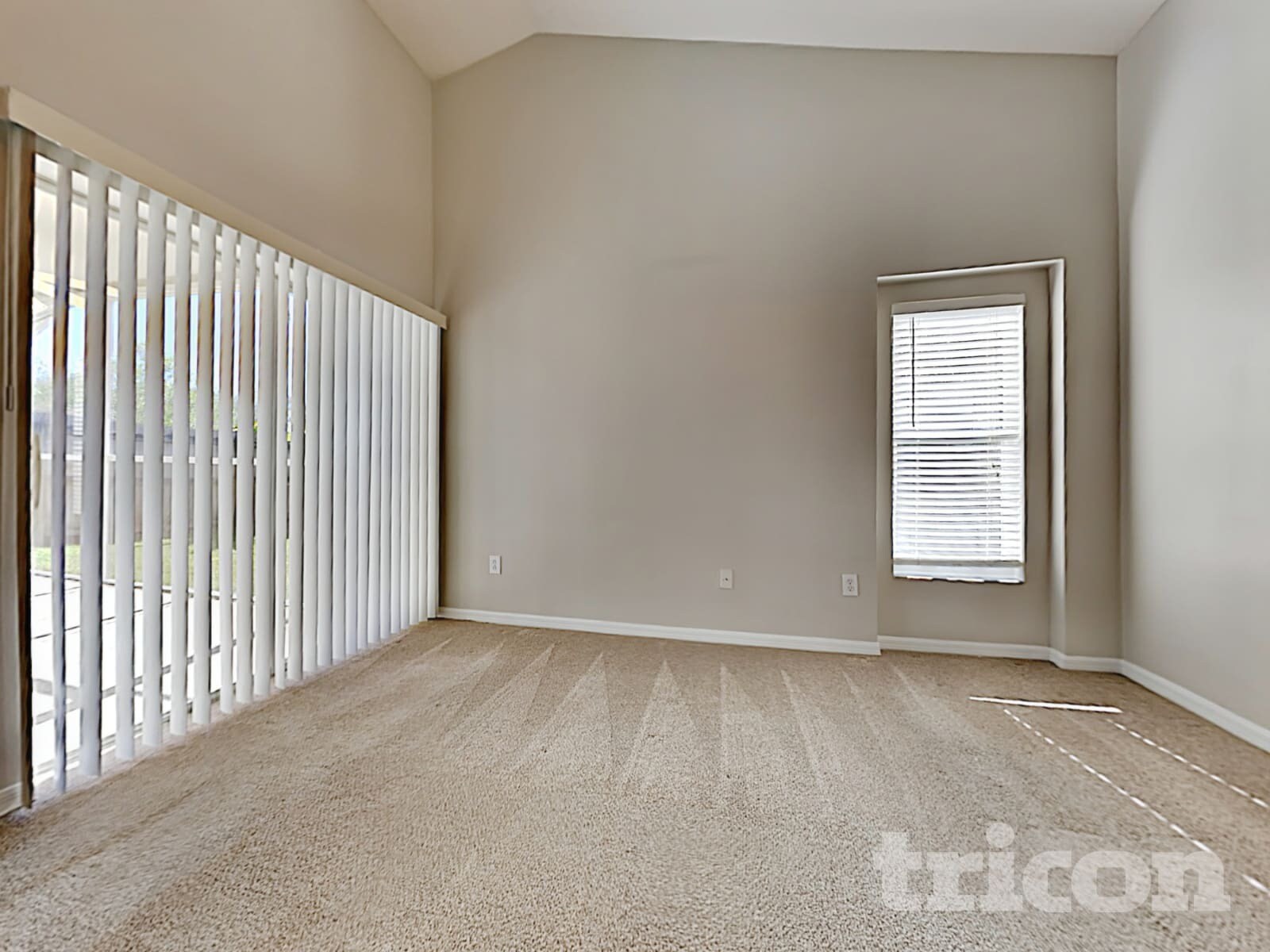 Building Photo - 30812 Midtown Ct