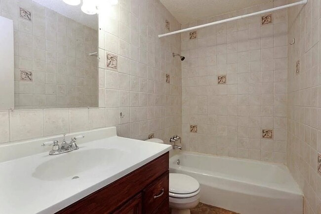 Building Photo - 10432 Hammerly Blvd