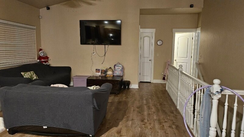 Building Photo - 1676 S 500 W St