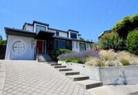 Building Photo - Strawberry Retreat with Bay Views & Resort...