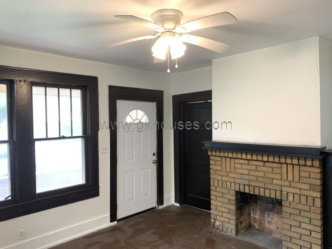 Building Photo - 1785 Steiner Ave SW