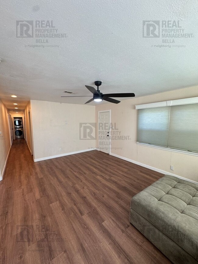 Building Photo - Charming, Updated, and Move-In Ready — A Lake Elsinore Gem!