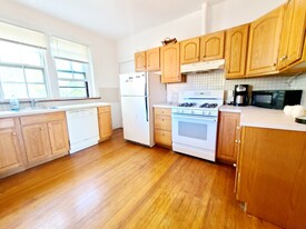Building Photo - 1679 Beacon St