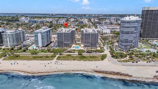 Primary Photo - 9559 Collins Ave