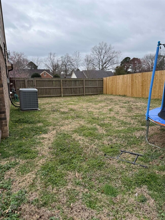 Building Photo - 8442 Farrah Ln