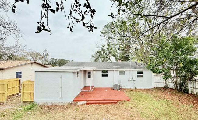 Building Photo - 7150 79th St N