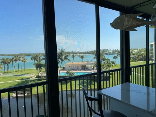 Building Photo - 200 Intracoastal Pl
