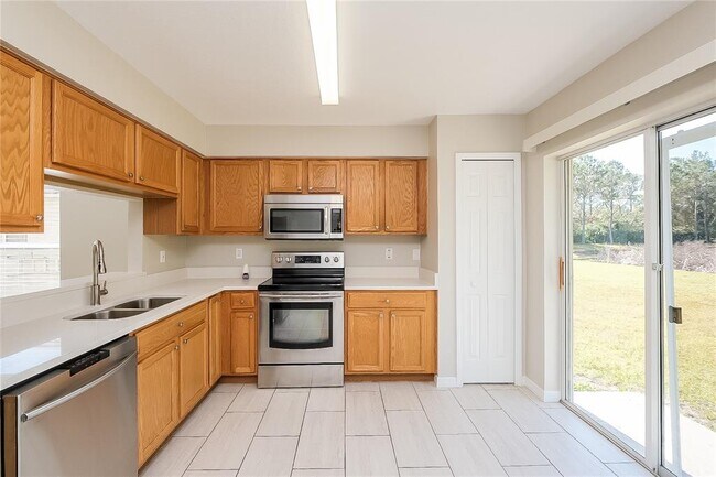 Building Photo - 8314 Porch Ct