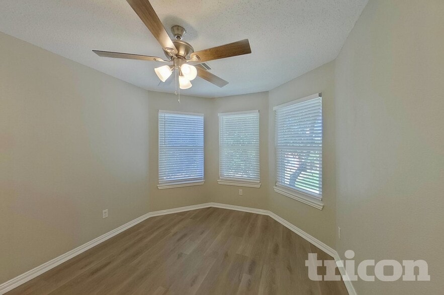 Building Photo - 2320 Shinnery Oak Dr