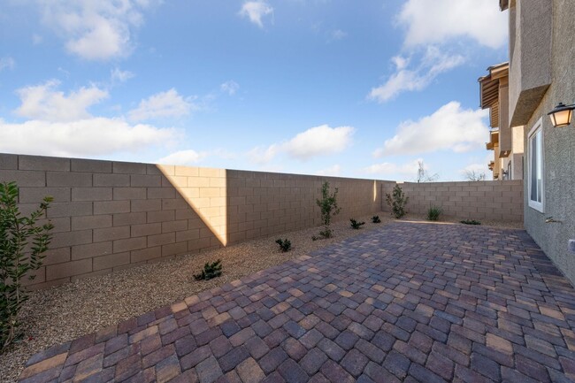 Building Photo - Brand New 3 Bed Home in Henderson's Cadenc...