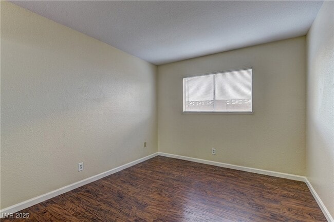 Building Photo - 6270 W Arcadia Ave