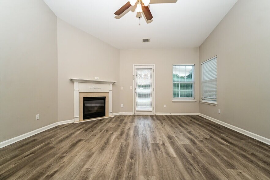 Building Photo - 1281 Winwood Dr