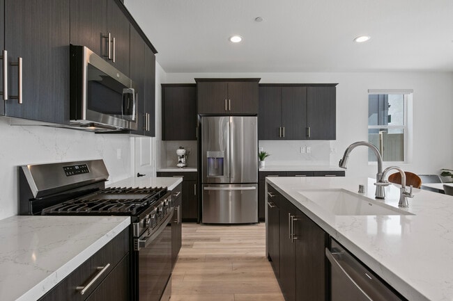 Building Photo - 39532 Tannat Dr