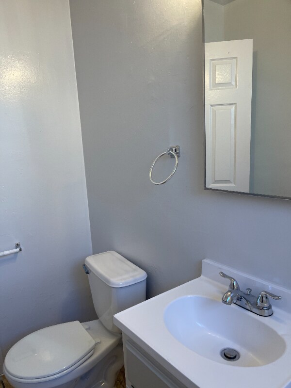 Building Photo - 2622 S Manhattan Pl
