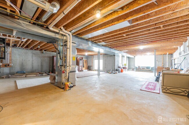 Building Photo - 115 Andover Dr