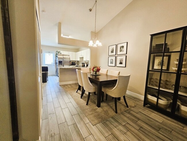 Building Photo - Charming 2-Bedroom, 2-Bath Condo with Private End-Unit Location!
