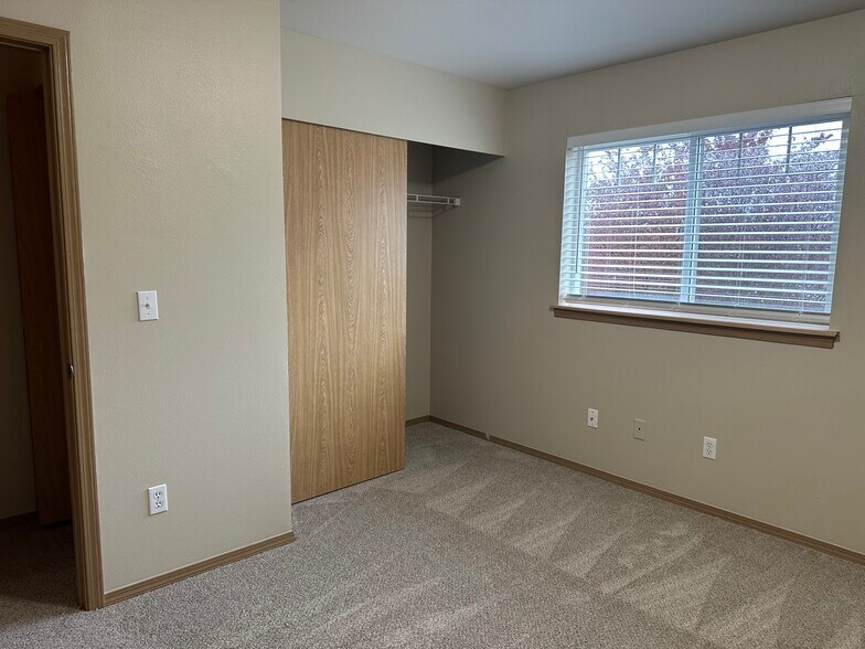 Building Photo - 16007 29th Avenue Ct E