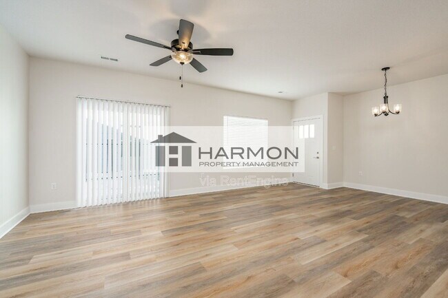 Building Photo - 2018 N Reece Ct