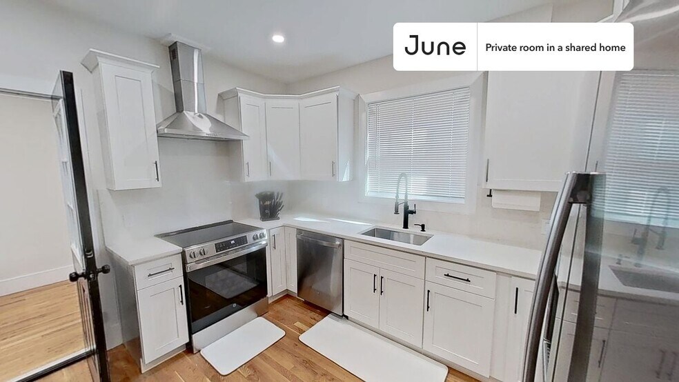 Building Photo - Room in Shared 5 bed/2 bath home