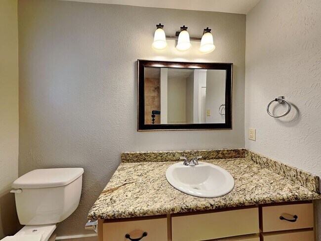 Building Photo - 5827 Caracas Dr