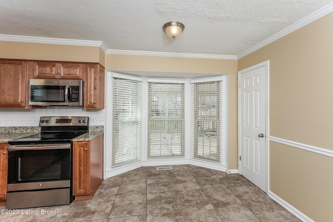 Building Photo - 5902 Stone Bluff Rd