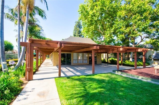 Building Photo - 531 Juniper Way