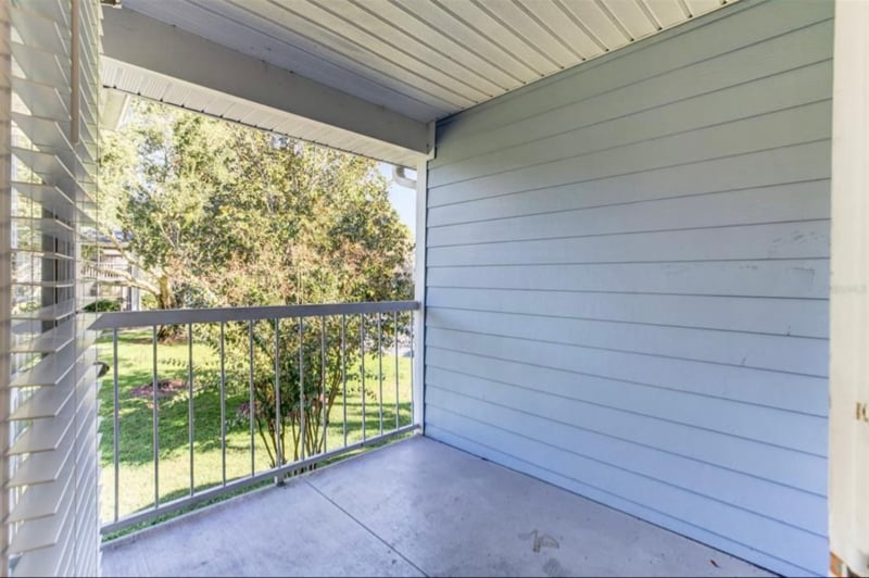 Building Photo - 2597 Grassy Point Dr