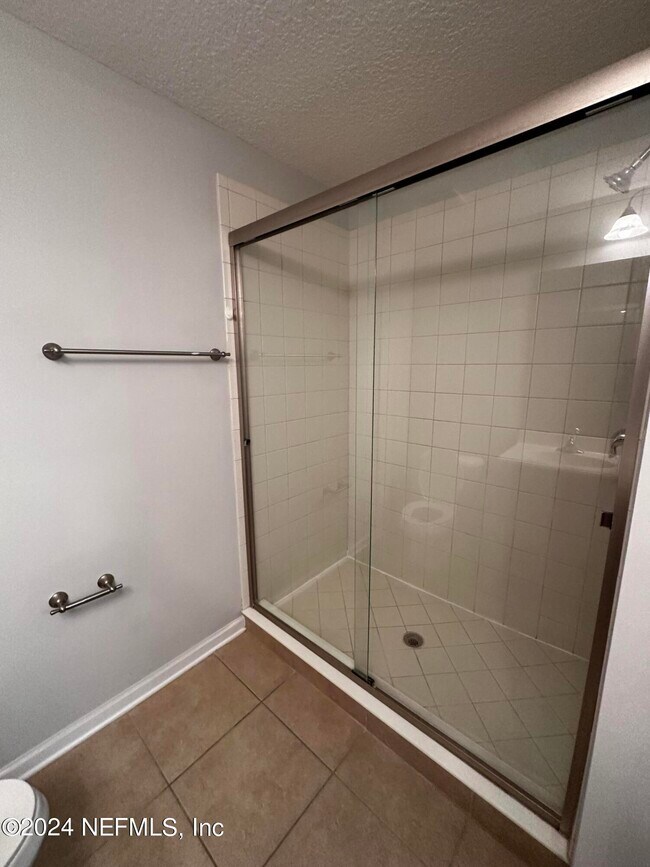 Building Photo - 12212 Angleterre Dr