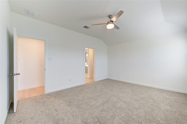 Building Photo - 1327 Via Sacra Dr