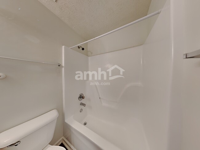 Building Photo - 1238 Dalmally Dr