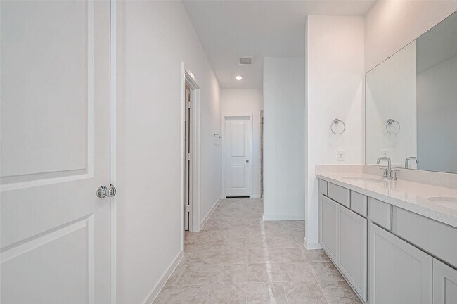 Building Photo - 22111 Ingham Blf Ln