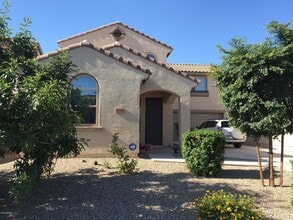 Building Photo - Gorgeous 4 Bed 3 Bath home located in Chandler