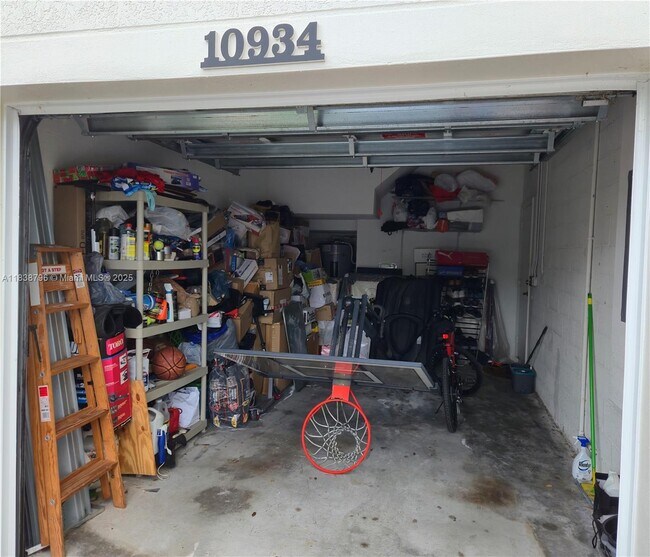 Building Photo - 10934 SW 247th Ter