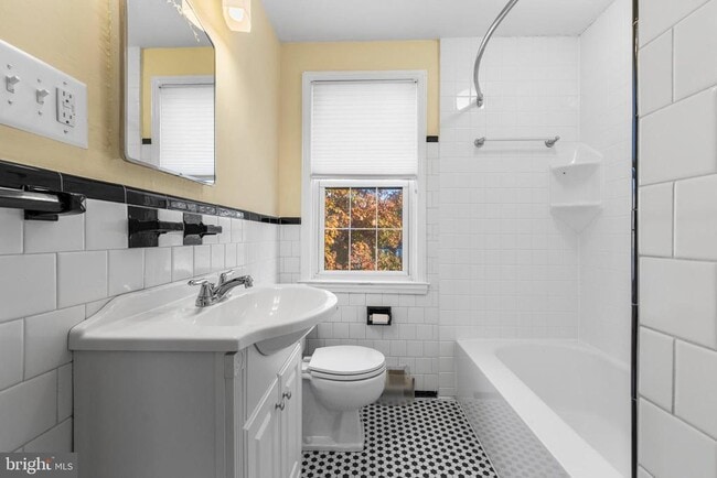 Building Photo - 101 Regester Ave