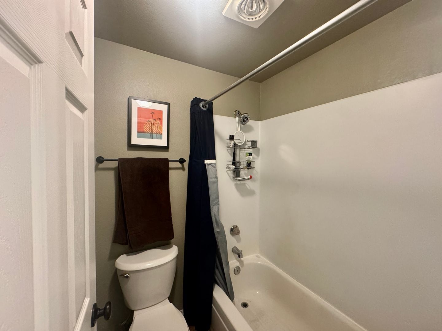 Building Photo - Mill Creek - Country Club Condo