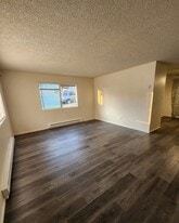 Building Photo - 609 E Homestead Pl