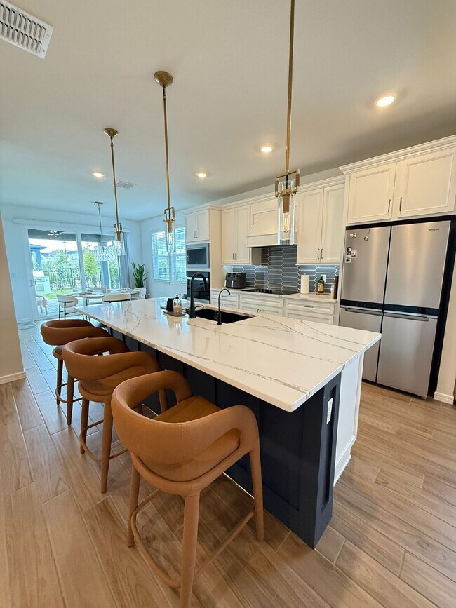 Building Photo - "Spacious 3-Bedroom Home in St. Cloud with...