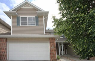 Building Photo - 6028 Glenbrook Ln