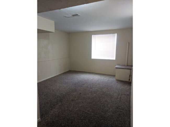 Building Photo - 1001 S Eliot St