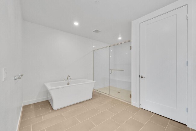 Building Photo - 4507 Rivington