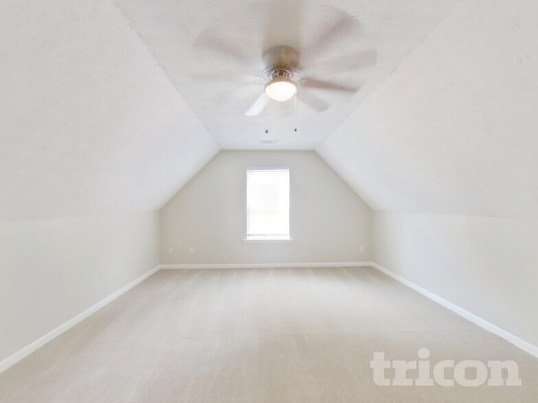 Building Photo - 272 Prescott Ct