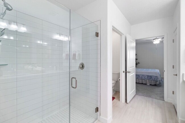 Building Photo - 31451 Moniker Mast Ln