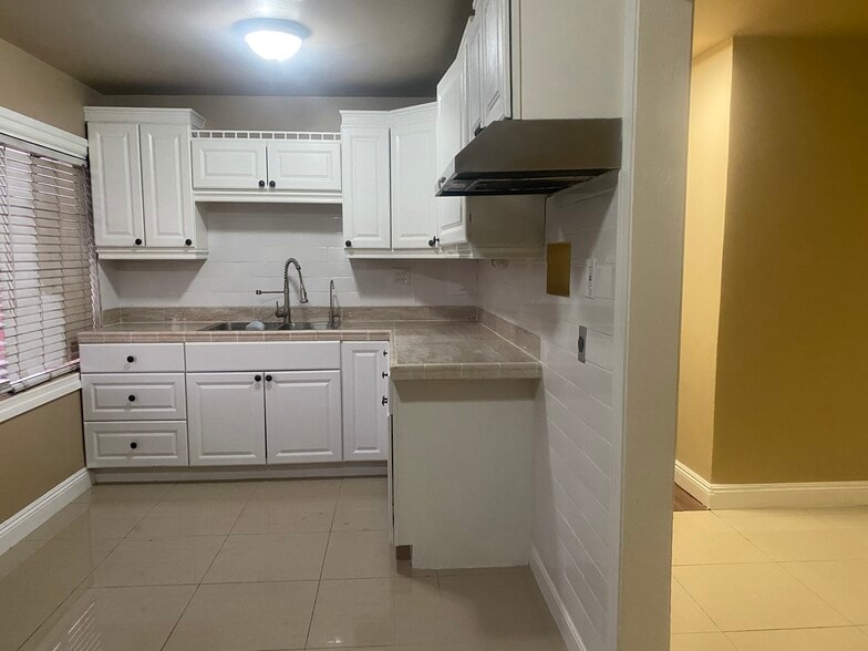 Kitchen - 22317 E Avenue O