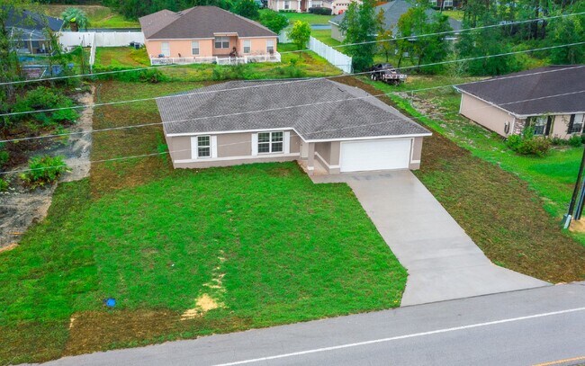Building Photo - Beautiful Brand new 3 Bd/2 bath Home in Ma...
